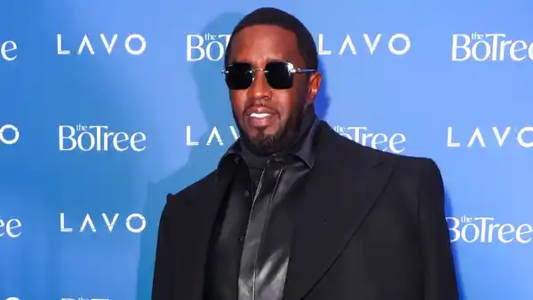 gettyImages-1784892142-diddy-caught-drinking