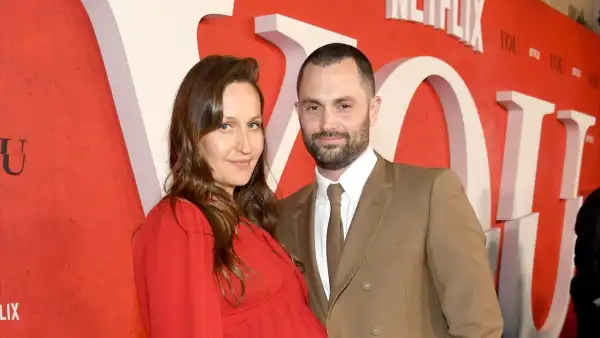 gettyimages-2211690157-domino-kirke-penn-badgley