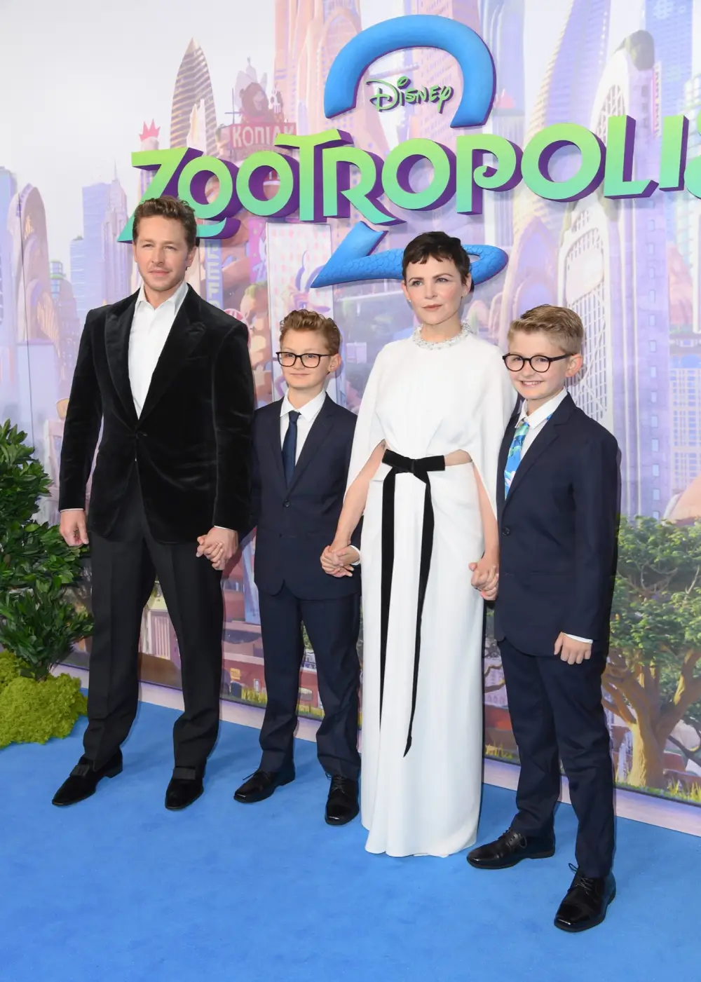 gettyimages-2248044066-ginnifer-goodwin-josh-dallas-kids
