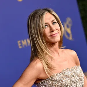 Jennifer Aniston sneakers
