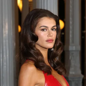 LOS ANGELES, CALIFORNIA - NOVEMBER 01: Kaia Gerber, wearing Gucci, attends the 2025 LACMA Art+Film Gala, Presented By Gucci at Los Angeles County Museum of Art on November 01, 2025 in Los Angeles, California. (Photo by Amy Sussman/Getty Images for LACMA)