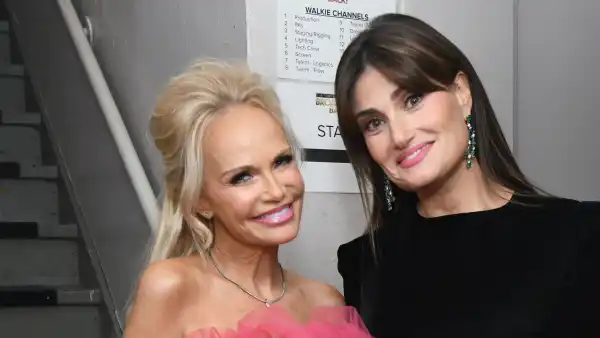 Kristin Chenoweth and Idina Menzel Wicked
