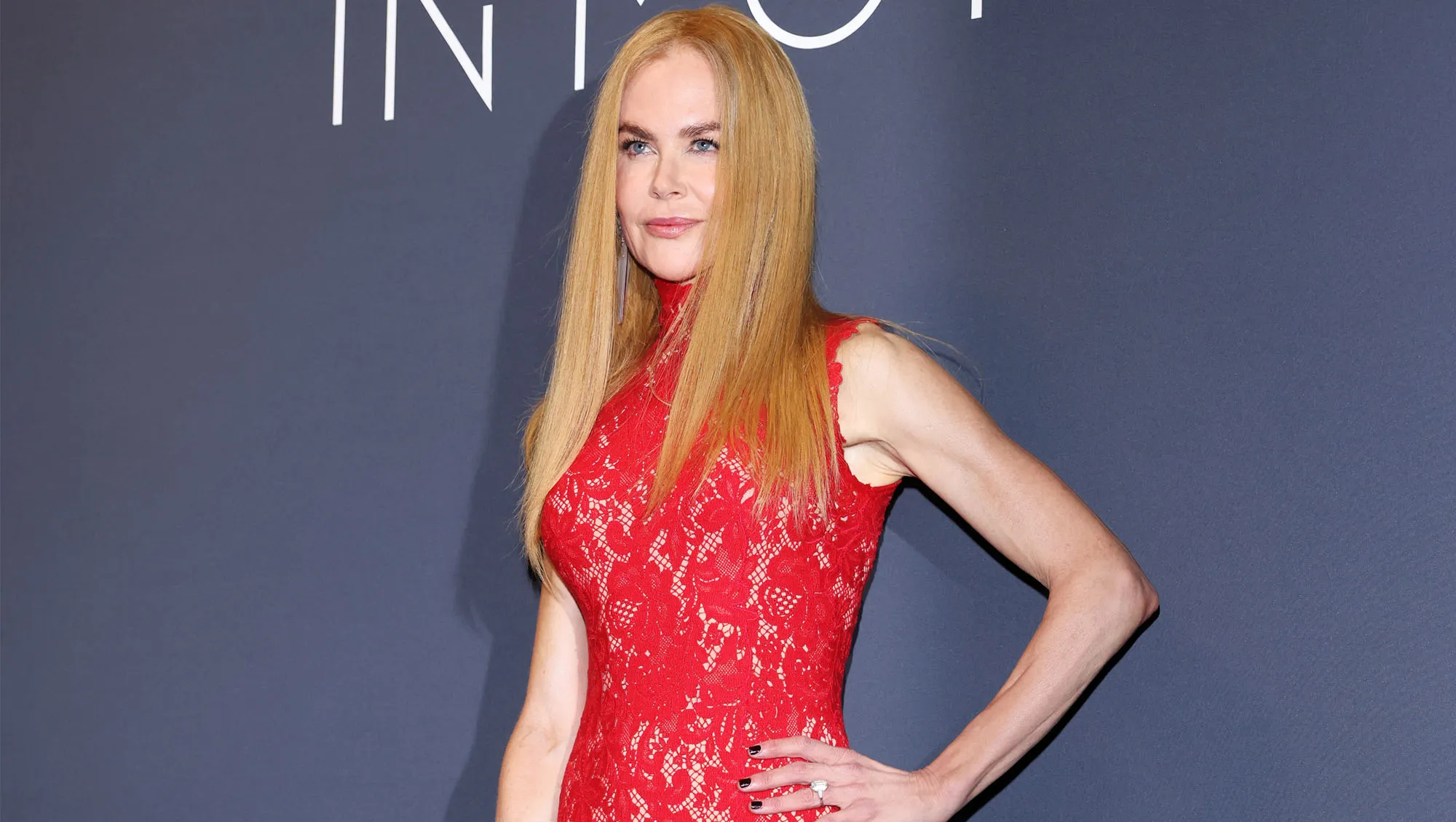 Nicole Kidman Travel Sneakers