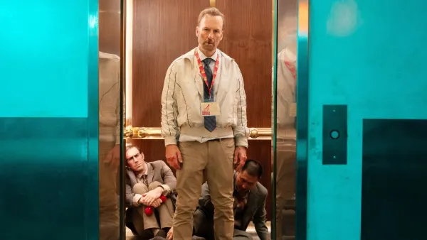 Bob Odenkirk in Nobody 2