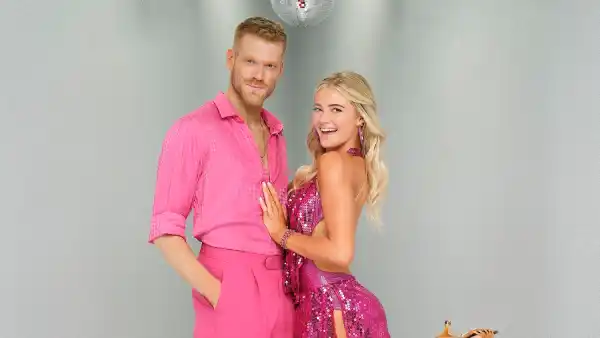 Rylee Arnold and Scott Hoying Reunite Onstage After 'DWTS' Exit