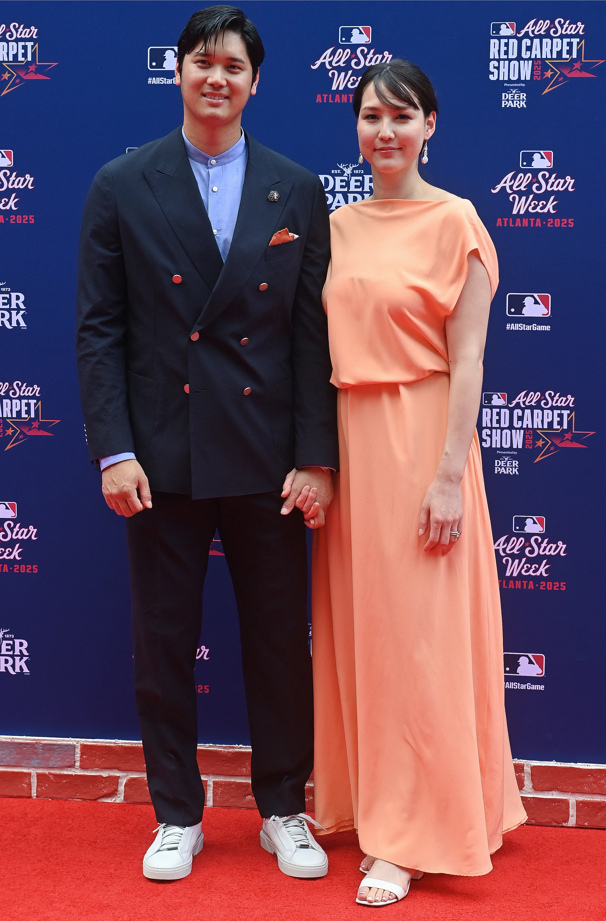 Shohei Otani and Mamiko Tanaka