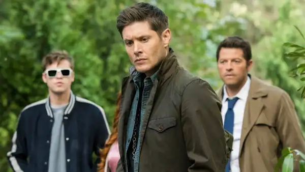 Alexander Calvert, Jensen Ackles and Misha Collins in Supernatural season 15