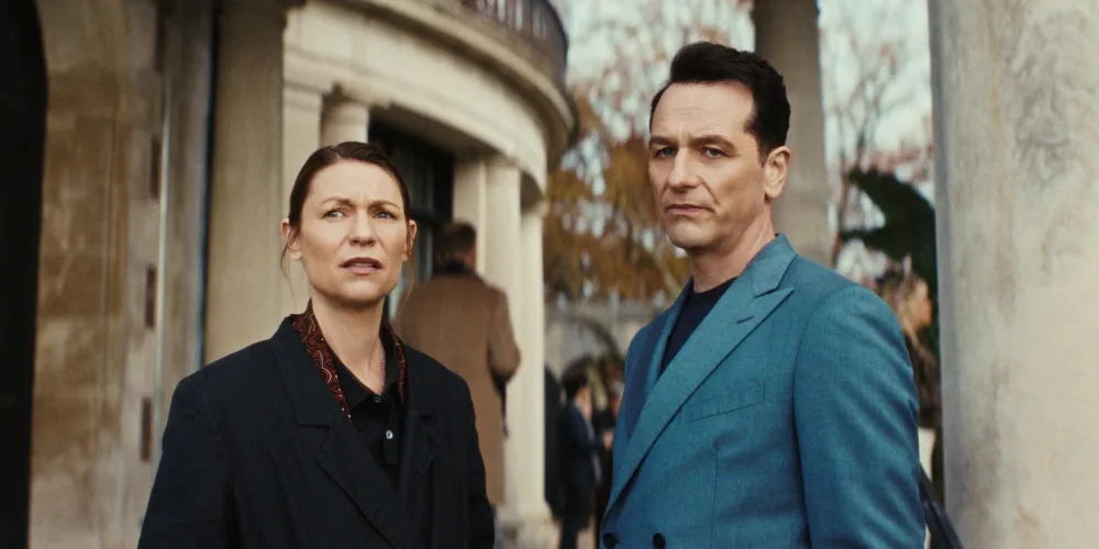 Claire Danes and Matthew Rhys in The Beast in Me