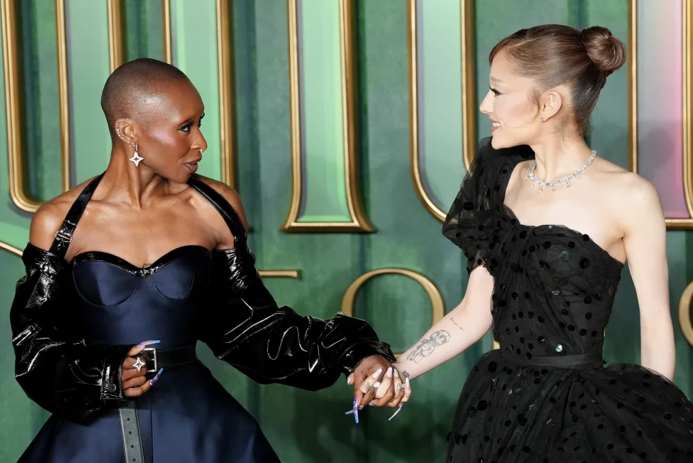 Ariana Grande and Cynthia Erivo