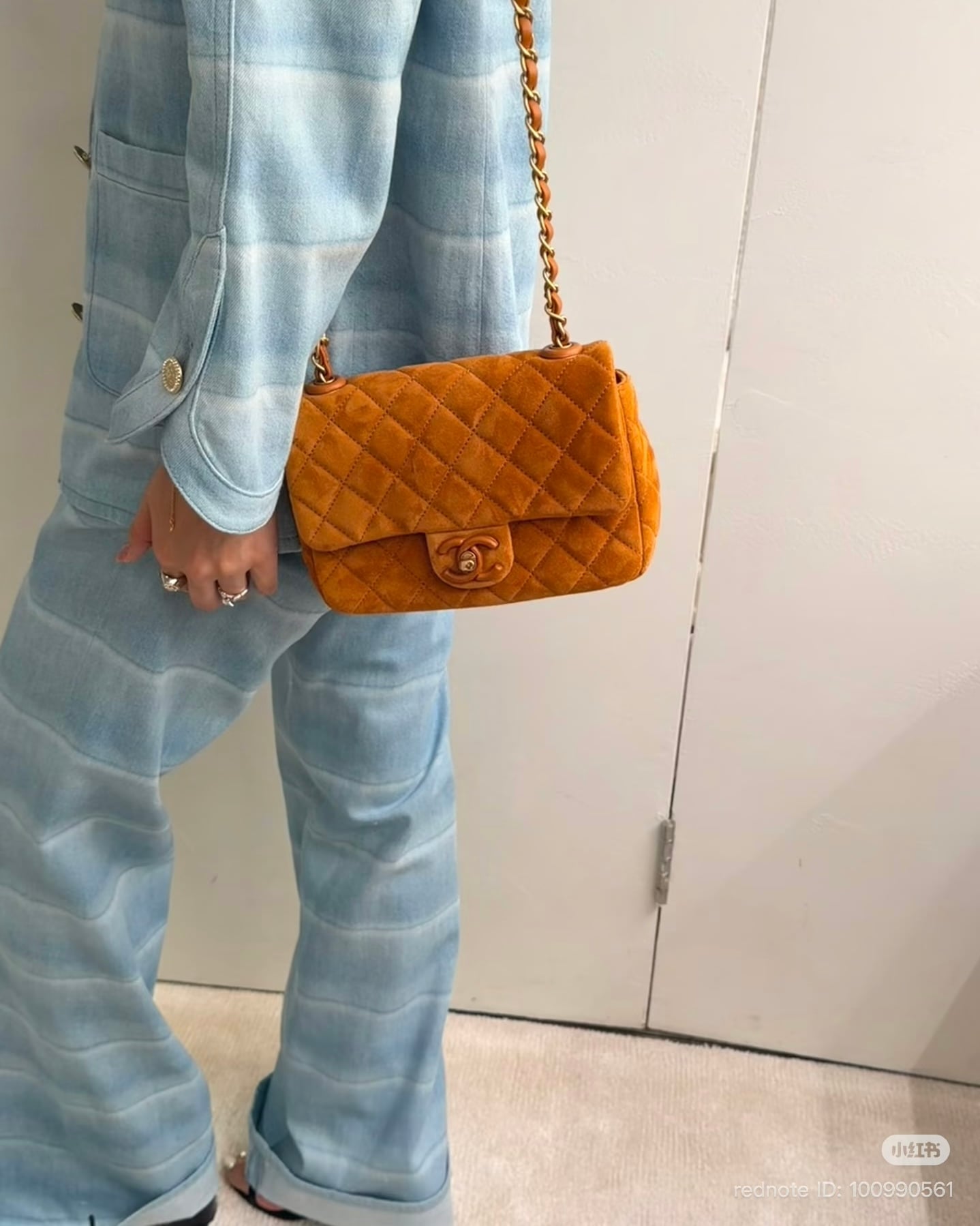 Chanel Cruise 2025/26 suede handbags