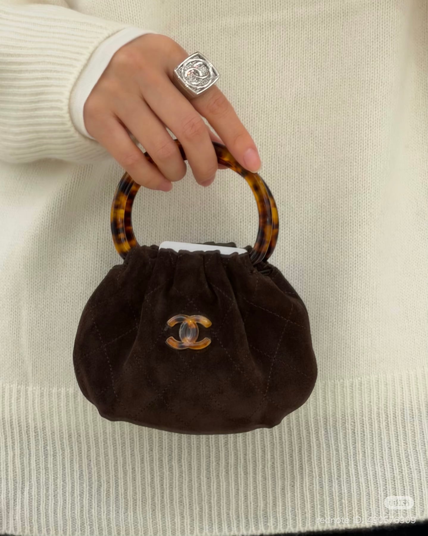 Chanel Cruise 2025/26 suede handbags