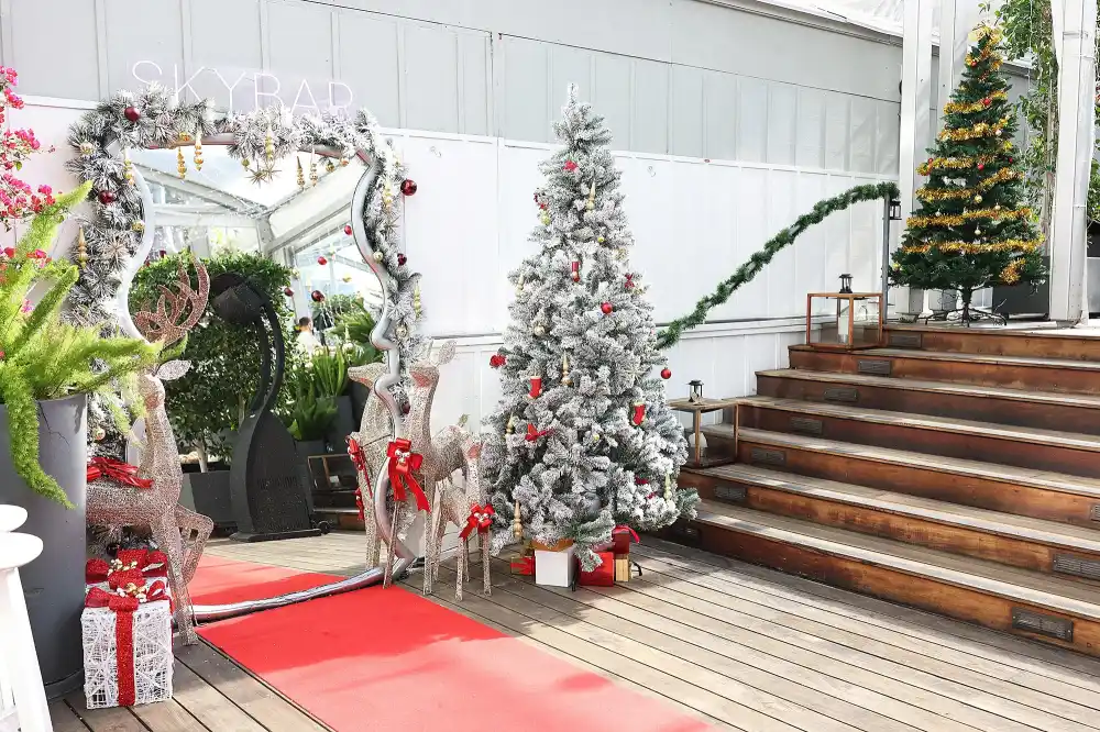 25 ways to celebrate the holidays