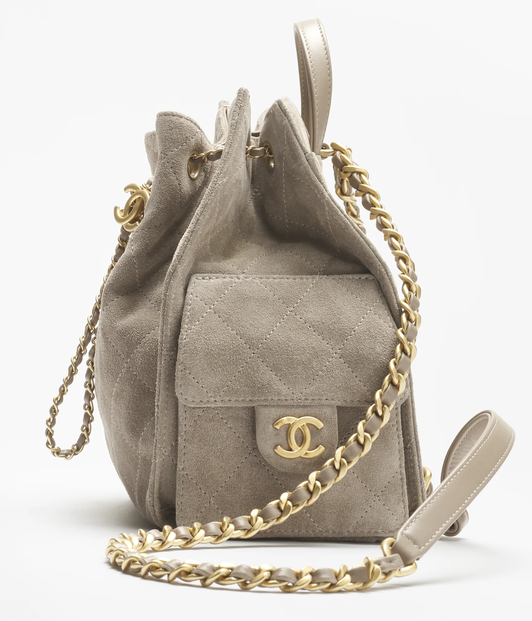 Chanel Cruise 2025/26 suede handbags