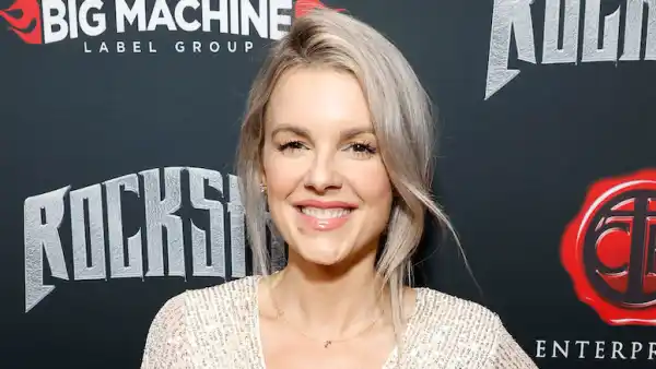 Ali-Fedotowsky-GettyImages-1797981285