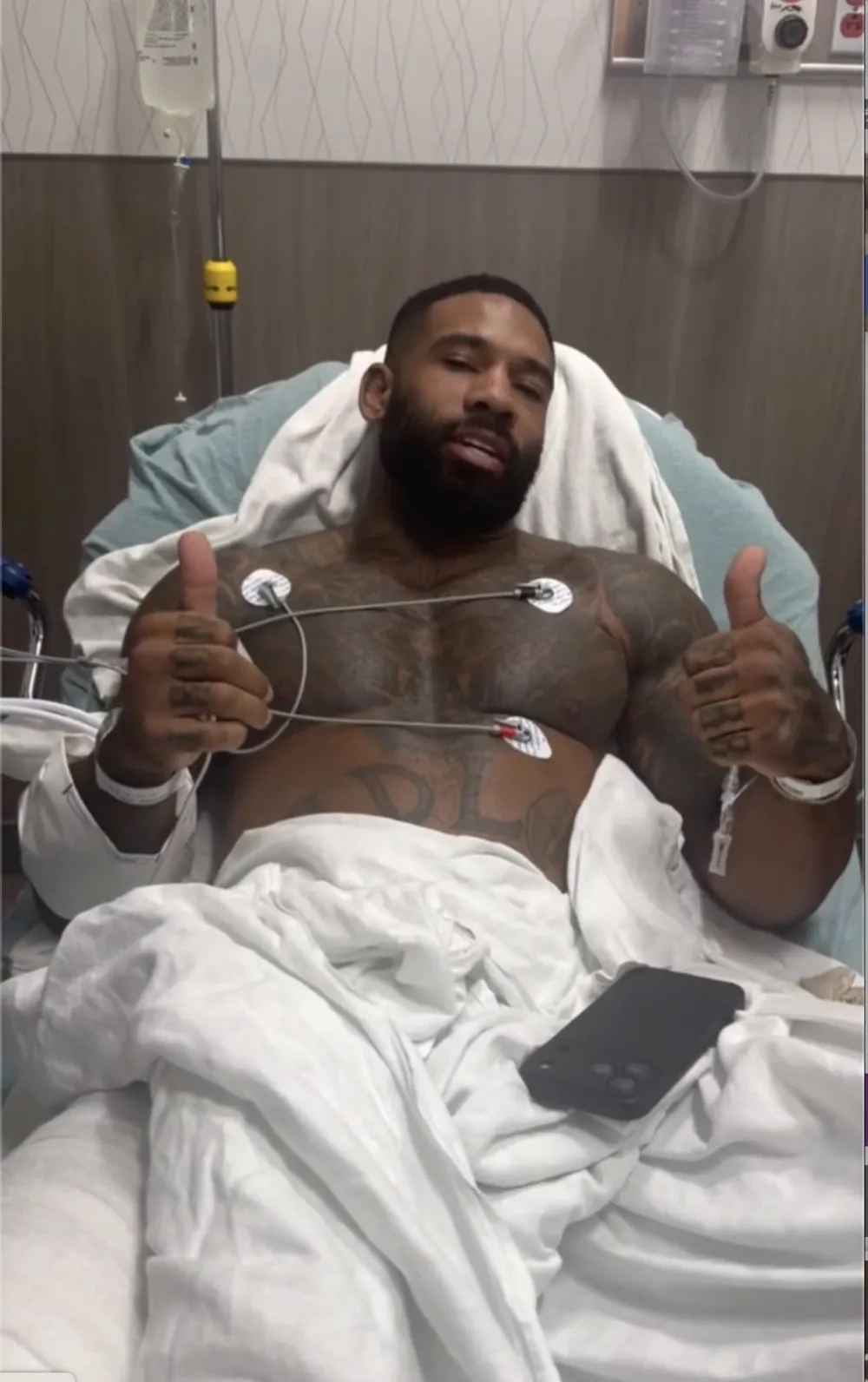 Animal Influencer The Real Tarzann Injured in Skydiving Accident 1