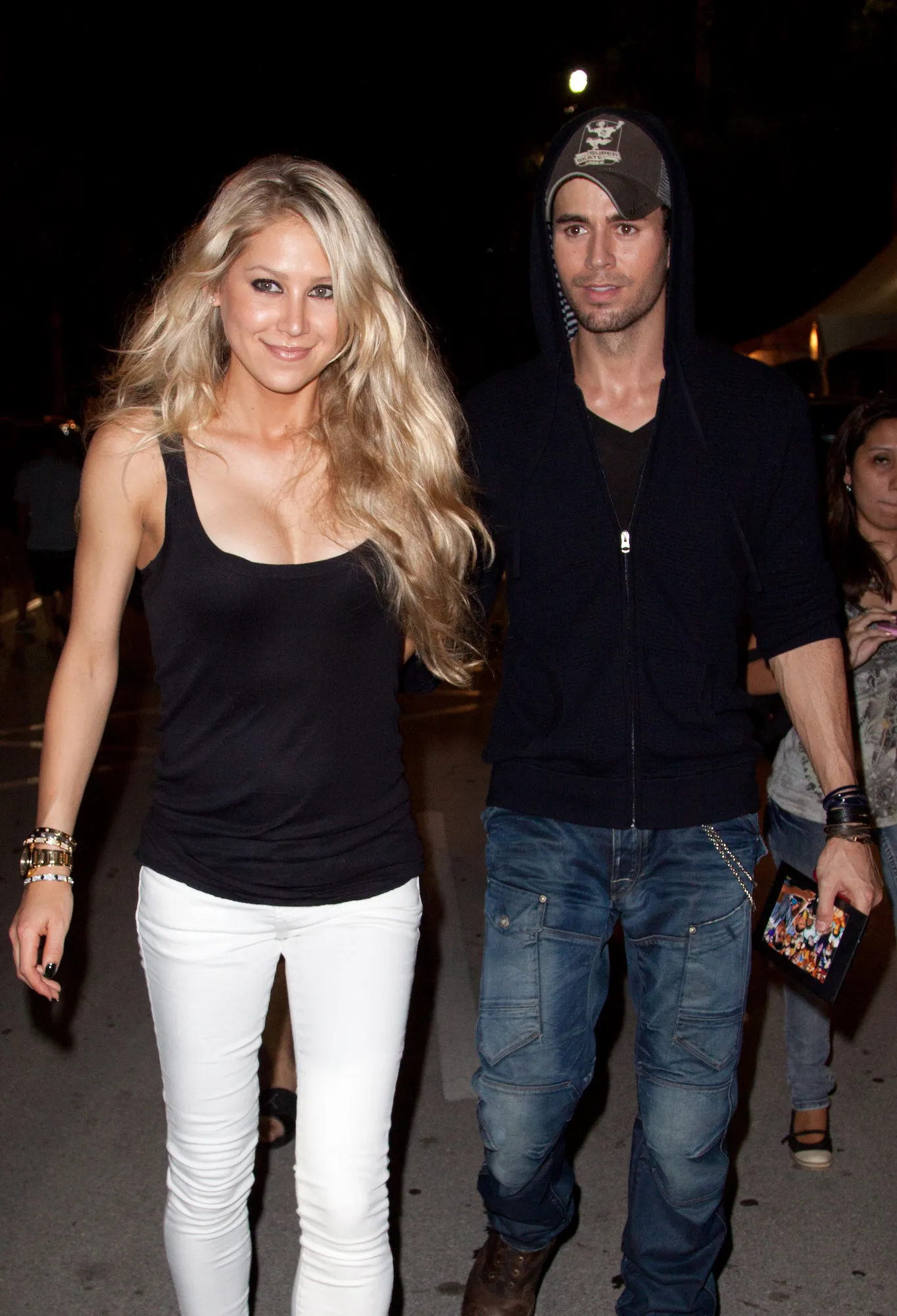 Anna-Kournikova-and-Enrique-Inglesias-GettyImages-104479022