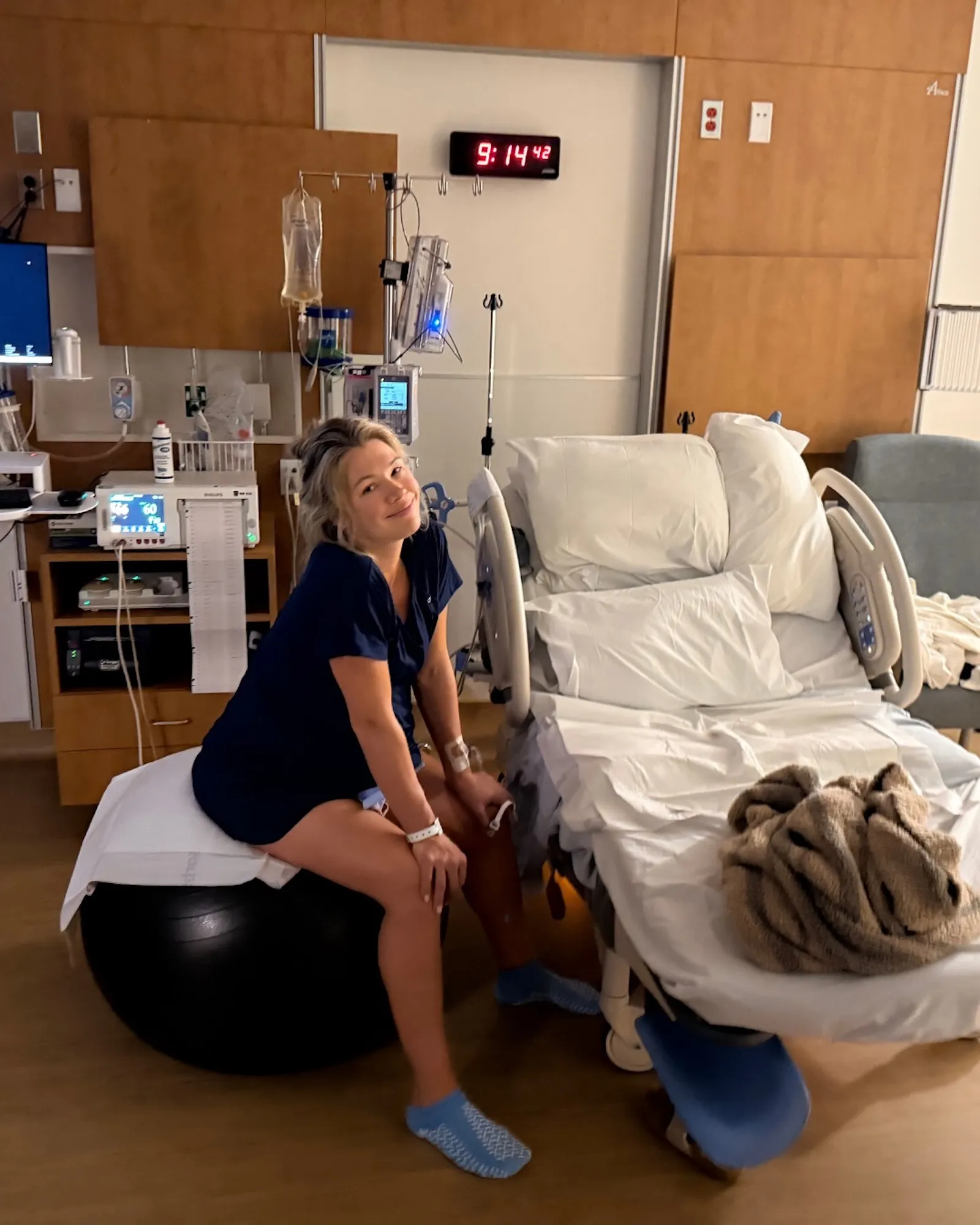 Bachelor-Alum-Krystal-Nielson-Shares-Harrowing-Birth-Story-1.