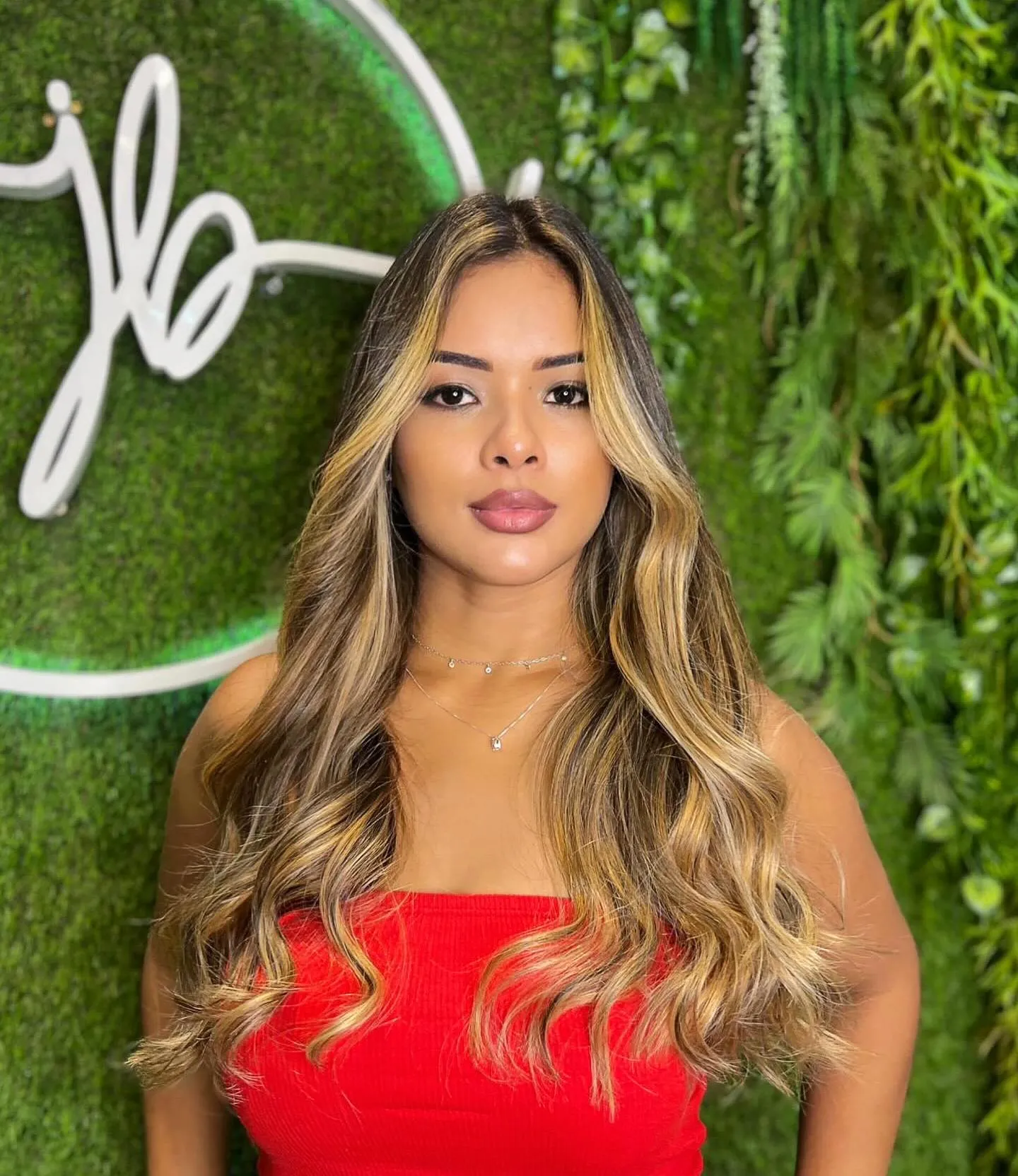 Brazilian Influencer Dies After Falling From 10th Floor Condo Husband Arrested