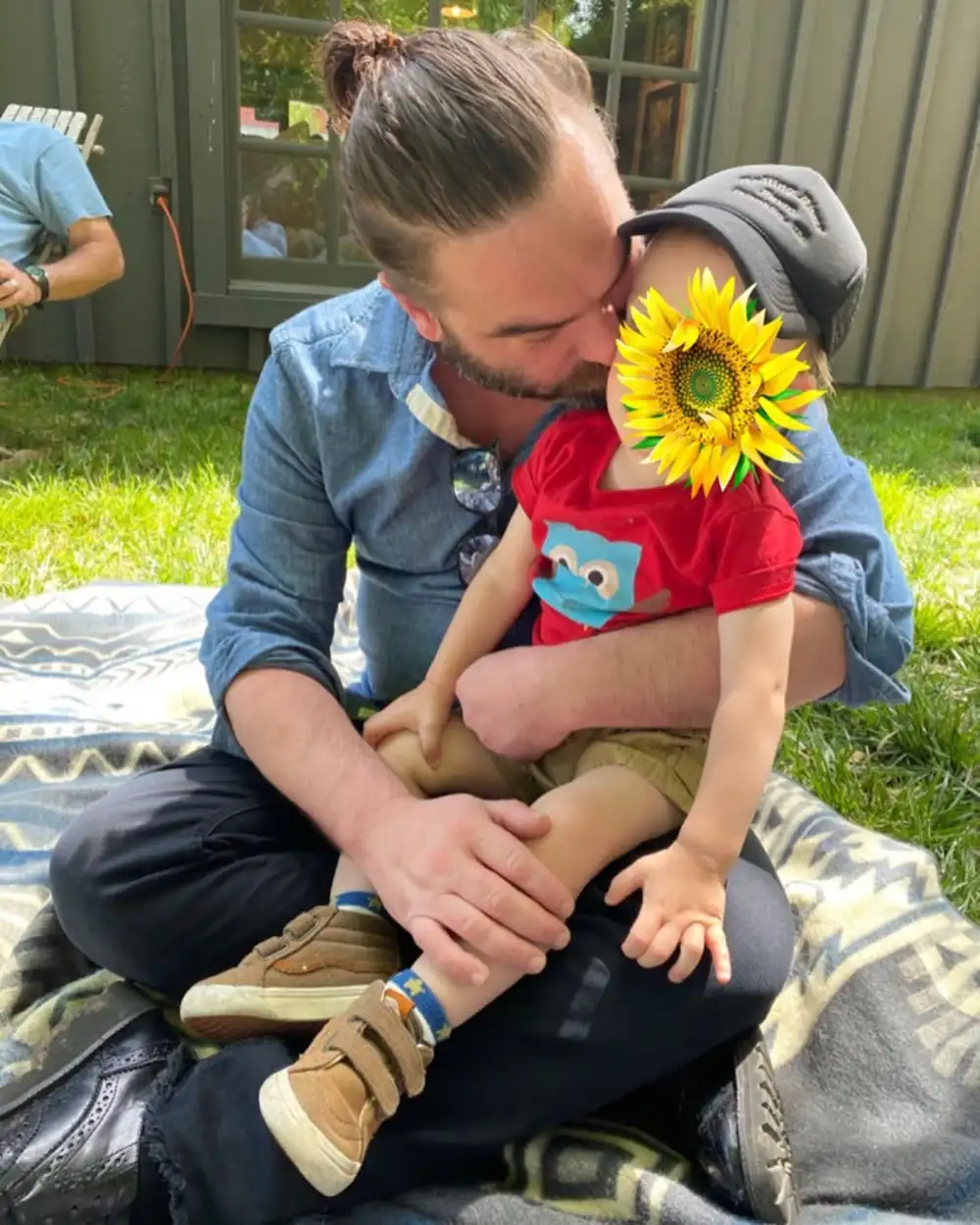 All the Rare Photos of Big Bang Theory Star Johnny Galeckis Wife and Kids