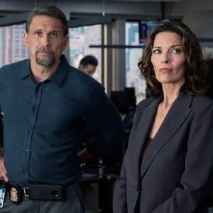 FBI Star Alana De La Garza Explains Isobel Job Decision What Is Next for Jubal