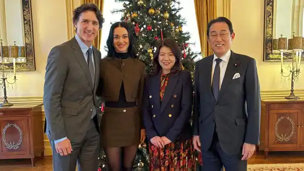 Fumio-Kishida-With-Katy-Perry-and-Justin-Trudeau-591149511_18347527729226739_3924049668447025630_n