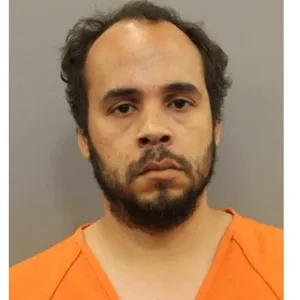 Texas Man Stabs Mom Twice in Heart: