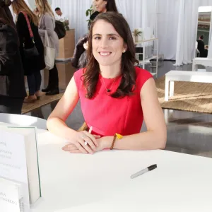 GettyImages-1188110131-tatiana-schlossberg