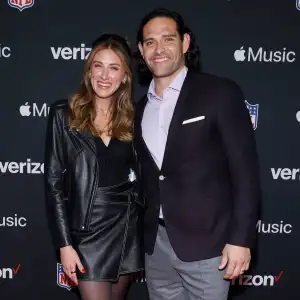 Mark Sanchezs Wife Supports Husband Publicly for 1st Time Since Arrest