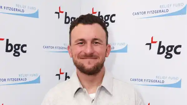 GettyImages-2234907875 Johnny Manziel misses college gameday