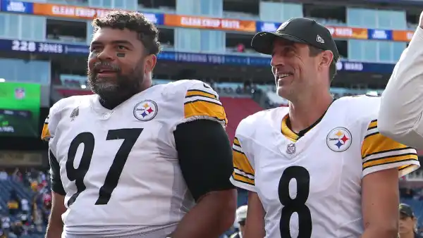 GettyImages-2236624647 Cam Heyward Aaron Rodgers 2025
