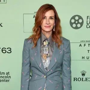 GettyImages-2237607042 Julia Roberts Gushes Over 'Astonishing' Kids and Watching Them Grow Up
