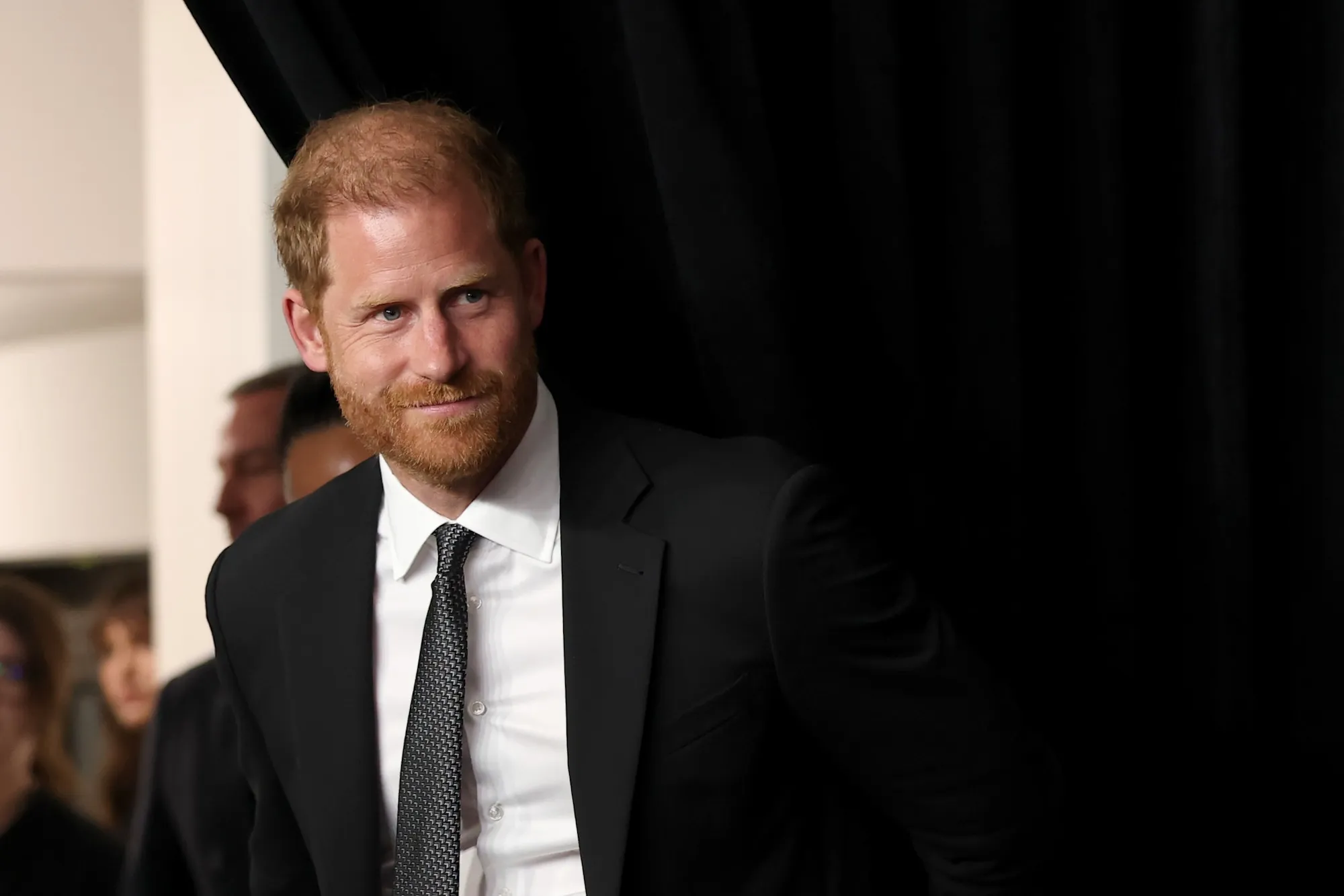 Prince Harry Wins U.K. Security Review; Meghan and Kids Could Visit King