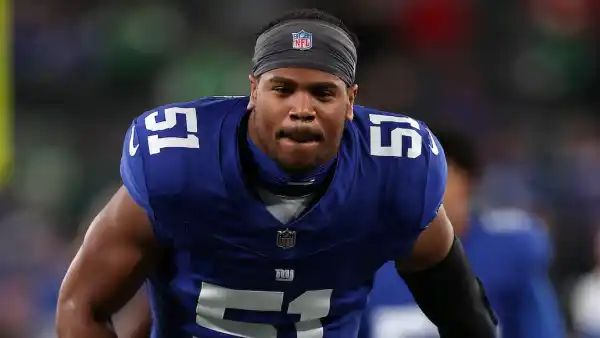 Giants Abdul Carter Reacts to Being Benched for Tardiness S Happens