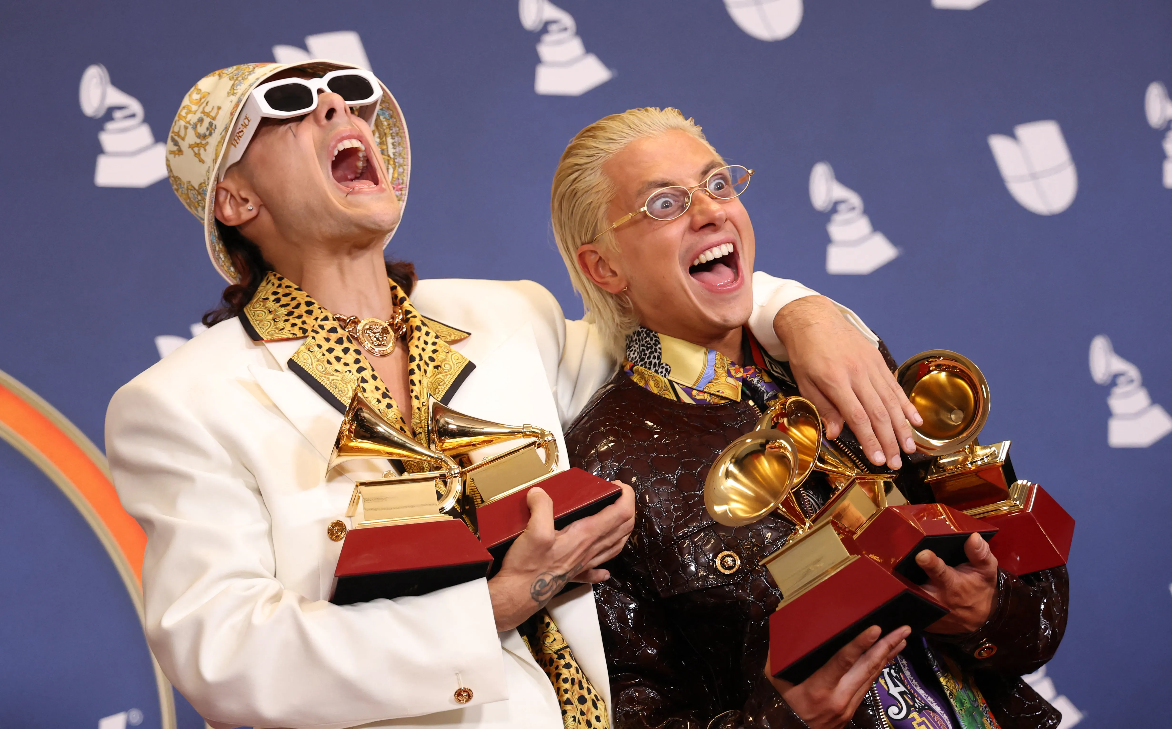 Ca7riel & Paco Amoroso.