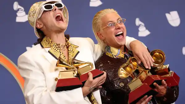 Ca7riel & Paco Amoroso.