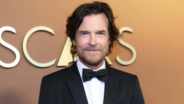 Jason Batemans Family Guide Parents Sister Wife and More