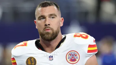 GettyImages-2248776995 Travis Kelce Cowboys November 2025