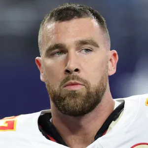 GettyImages-2248776995 Travis Kelce Cowboys November 2025