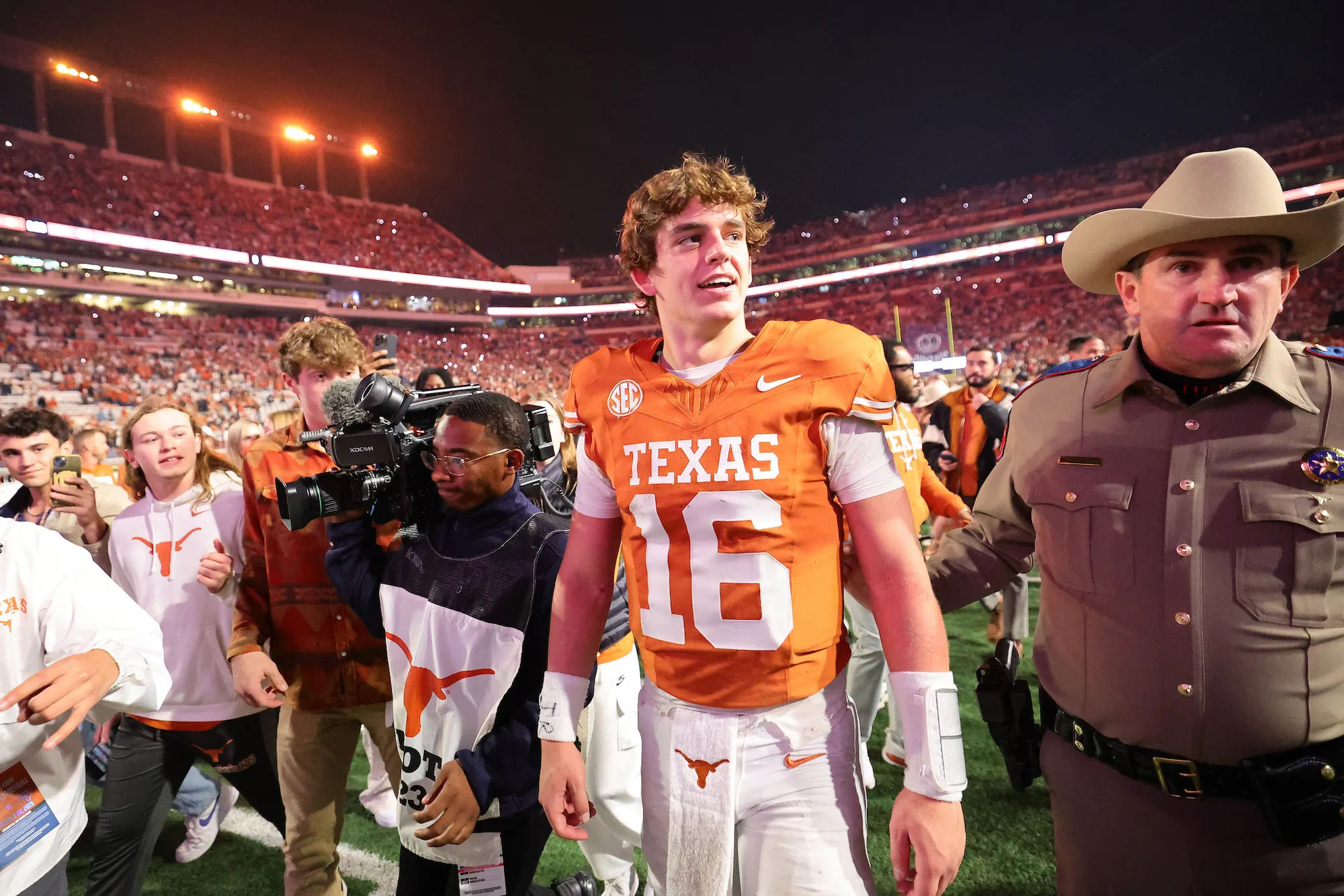 GettyImages-2248967901 Arch Manning November 2025