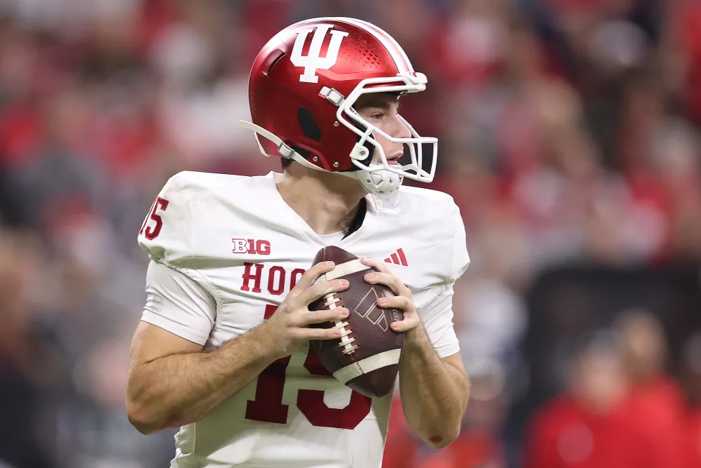 GettyImages-2250767321 fernando mendoza what to know more