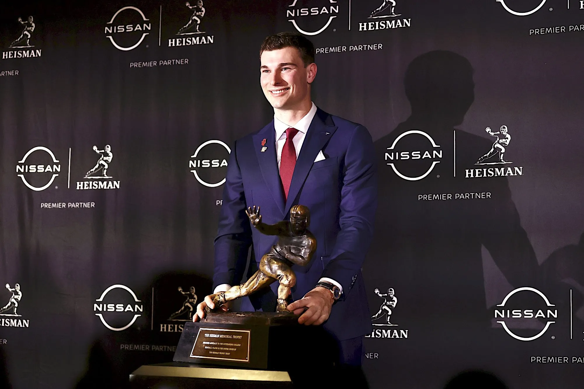 Heisman Trophy Finalist Fernando Mendoza Reacts to Viral Postgame Interview