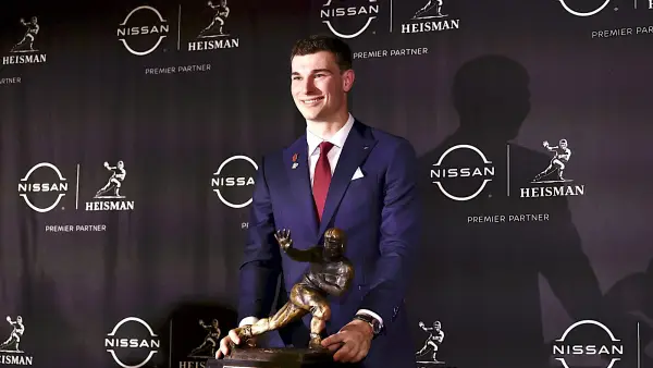 Heisman Trophy Finalist Fernando Mendoza Reacts to Viral Postgame Interview