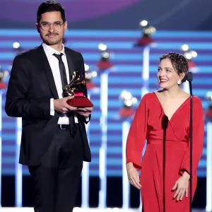 Juan Pablo López, Natalia Lafourcade y Bruno Bancalari.