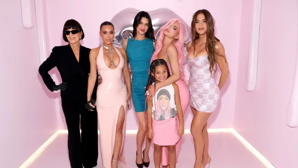 GettyImages2241866247Khloe and Kris Reveal Who Pays for the KardashianJenners Holiday Party