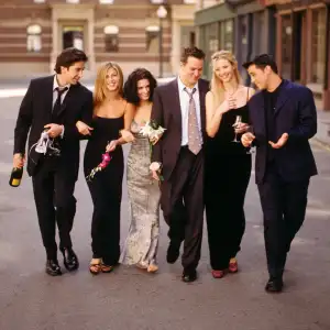 GettyImages908295 Friends Cast Teams Up to Fundraise for Matthew Perry Foundation