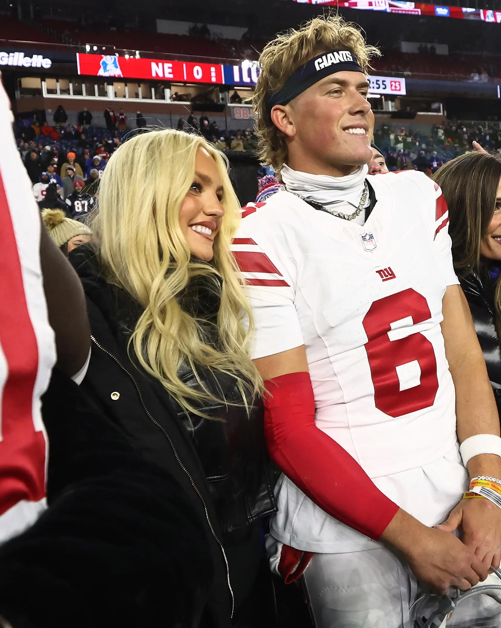 Giants QB Jaxson Dart Appears to Launch Relationship With Anthony Joshua Jake Paul Ring Girl