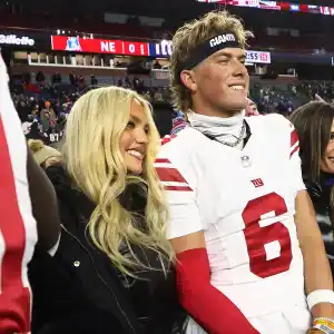 Giants QB Jaxson Dart Appears to Launch Relationship With Anthony Joshua Jake Paul Ring Girl