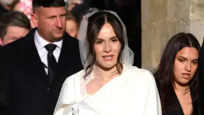 FEATURE Holly Ramsay s Wedding Dress Set to Be Unveiled in Glam Vogue Spread After Wearing Cloak Over Her Gown