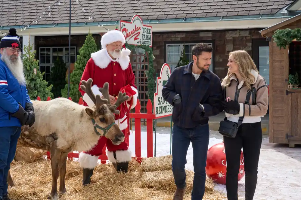 How Tyler Hynes Andrew Walker and Paul Campbell Became the Kings of Hallmark Touchdown