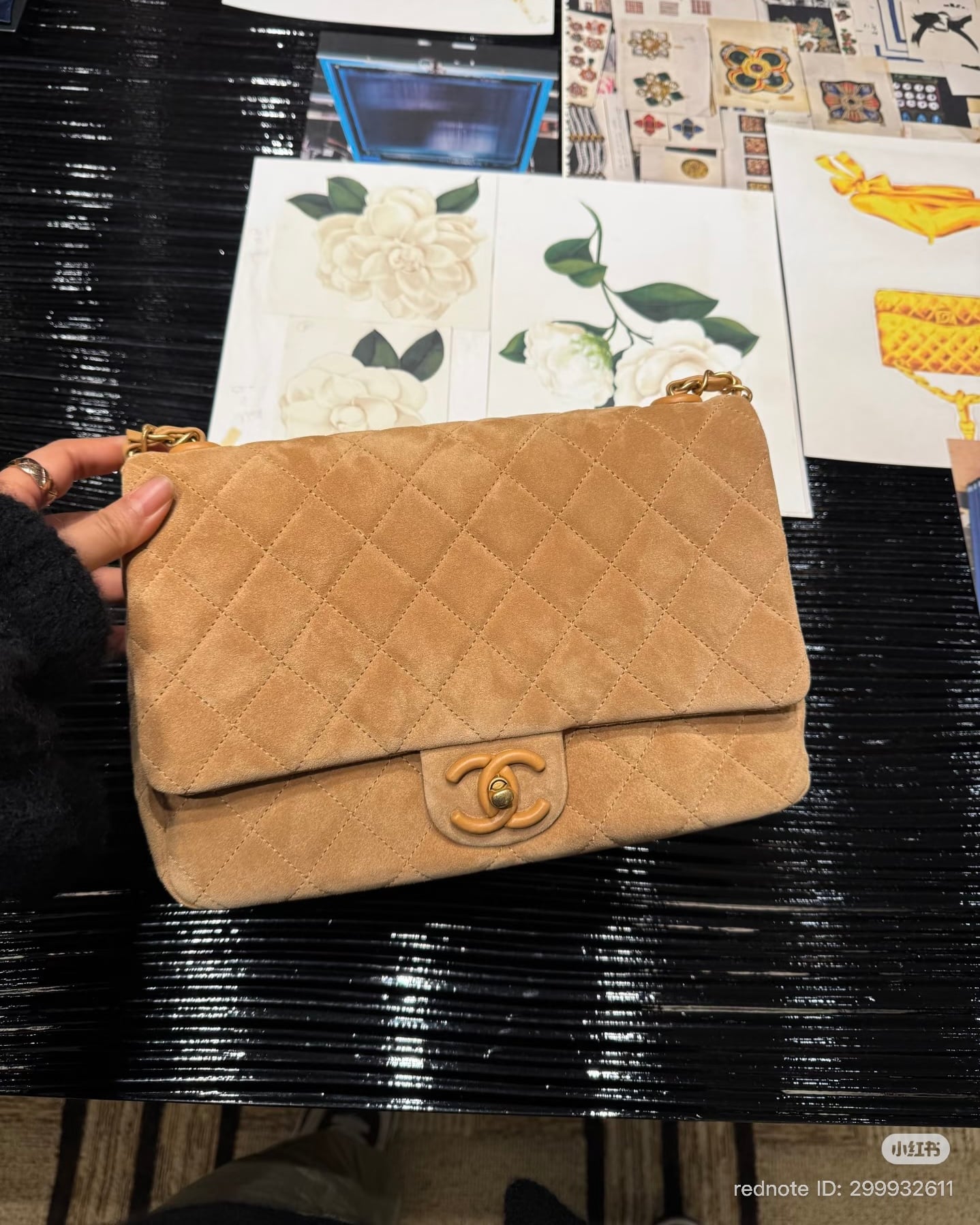 Chanel Cruise 2025/26 suede handbags